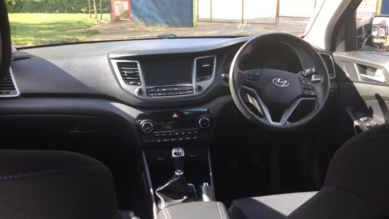 Hyundai Tucson 1.6 GDi Blue Drive SE Nav 5dr 2WD Petrol Estate